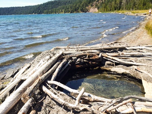 paulina lakes hot springs