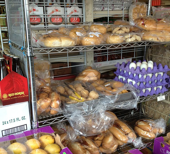 Self-serve bulk bread?! Mmmm.