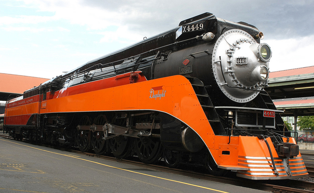 Steam train SP&S 4449 in Portland, Oregon, 2010, Union Station by Flickr user Sam Churchill, used under a Creative Commons license